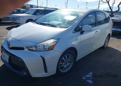 2016 Toyota Prius V Two z USA, uszkodzony, nr VIN JTDZN3EU5GJ042738